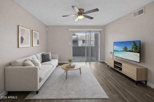 4410 N LONGVIEW Avenue 208, Phoenix, AZ 85014