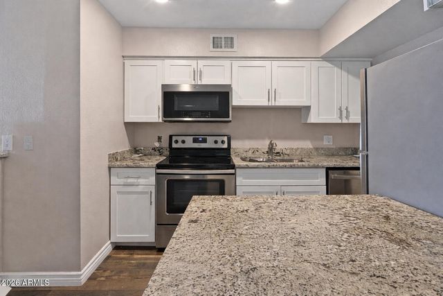 4410 N LONGVIEW Avenue 208, Phoenix, AZ 85014