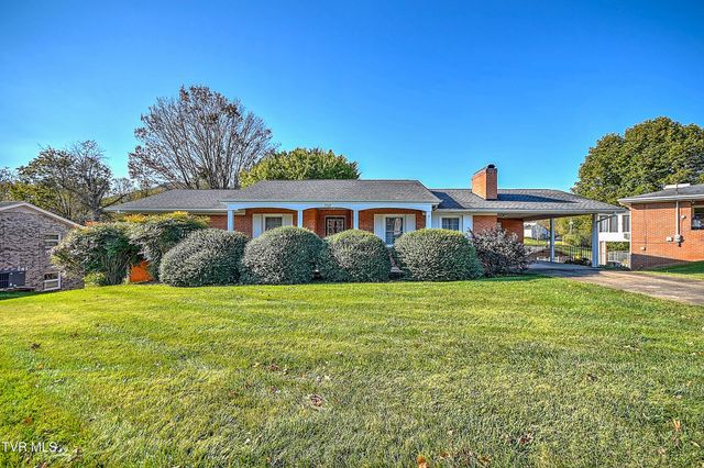 2402 Circleview Drive, Johnson City, TN 37604