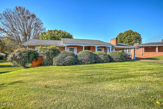 2402 Circleview Drive, Johnson City, TN 37604