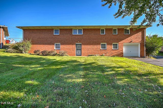 2402 Circleview Drive, Johnson City, TN 37604