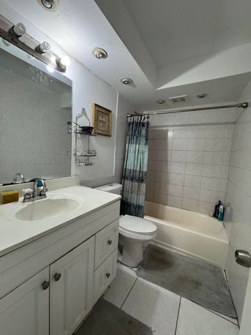 1100 SE 4th Avenue 35, Deerfield Beach, FL 33441