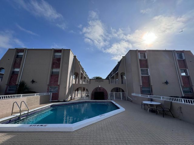 1100 SE 4th Avenue 35, Deerfield Beach, FL 33441