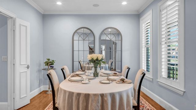 5527 McCommas Boulevard, Dallas, TX 75206