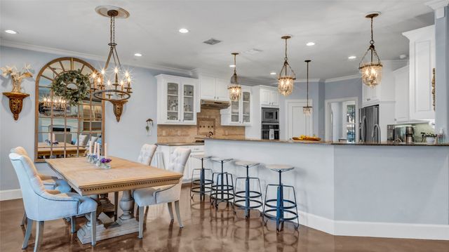 5527 McCommas Boulevard, Dallas, TX 75206