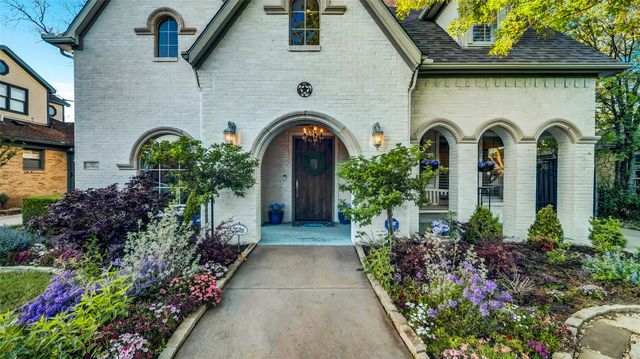 5527 McCommas Boulevard, Dallas, TX 75206