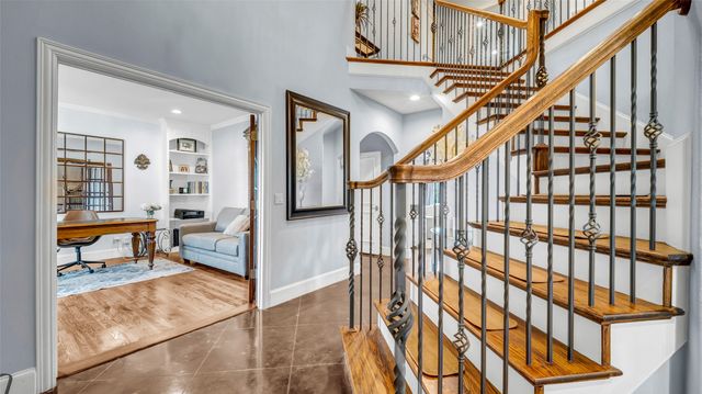 5527 McCommas Boulevard, Dallas, TX 75206