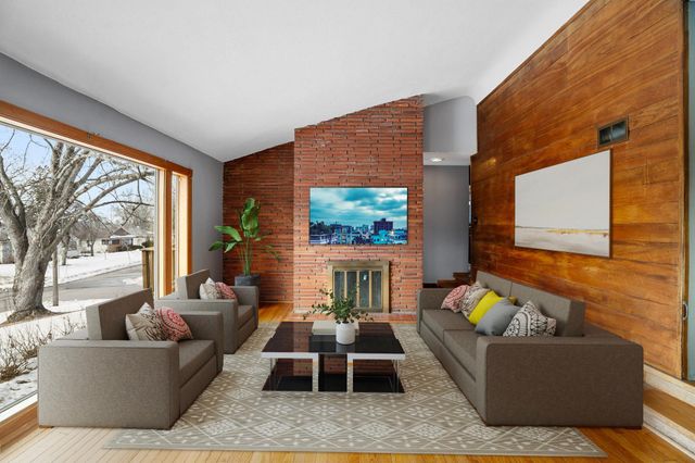 3716 Abbott Avenue N, Robbinsdale, MN 55422