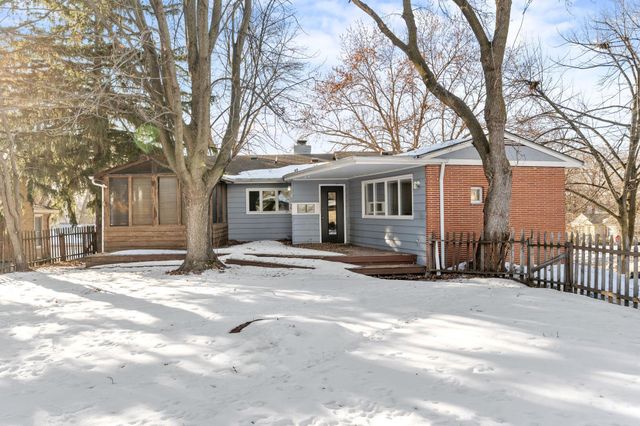 3716 Abbott Avenue N, Robbinsdale, MN 55422