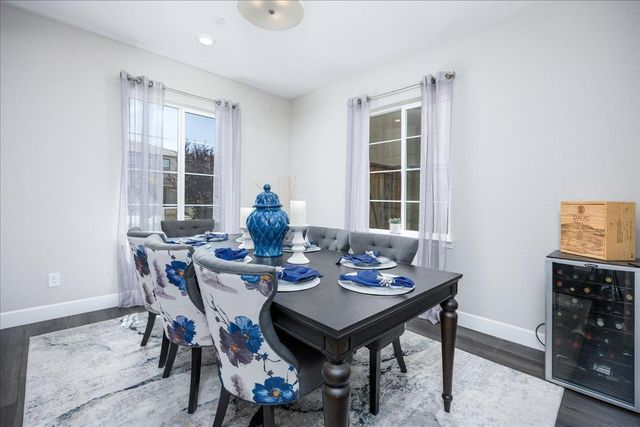 3305 Gopher Ridge Dr, Folsom, CA 95630