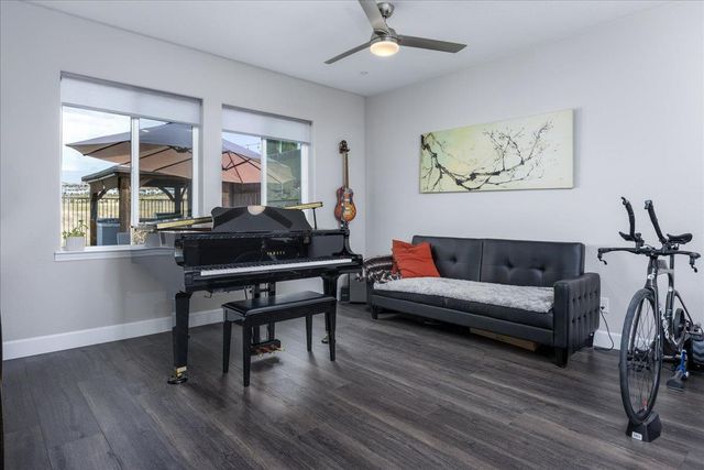 3305 Gopher Ridge Dr, Folsom, CA 95630