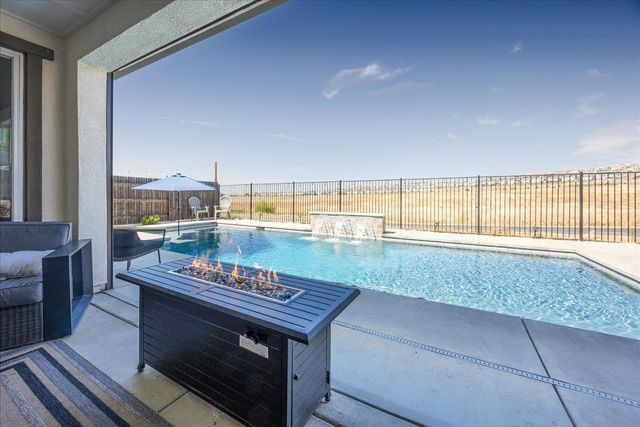 3305 Gopher Ridge Dr, Folsom, CA 95630