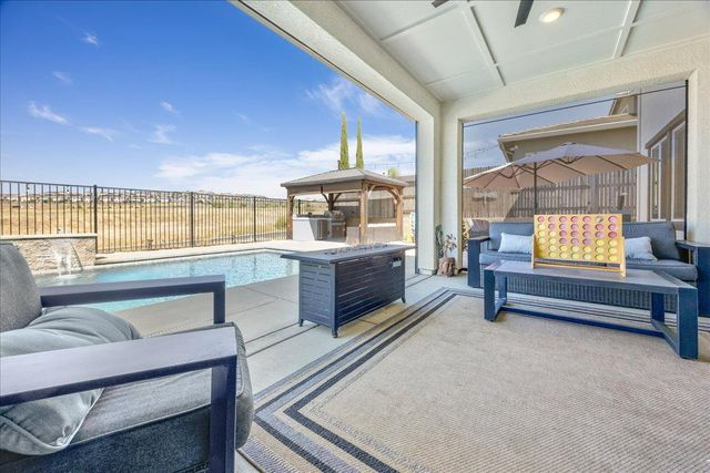 3305 Gopher Ridge Dr, Folsom, CA 95630