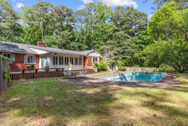 3 Dogwood Forest, Clayton, NC 27520
