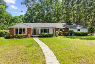 3 Dogwood Forest, Clayton, NC 27520