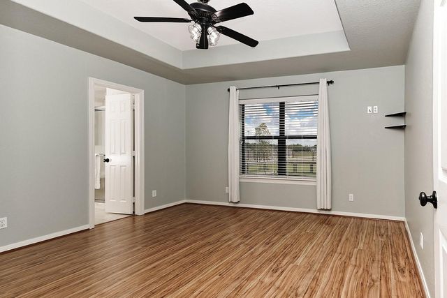 1403 Avenue L, Santa Fe, TX 77510