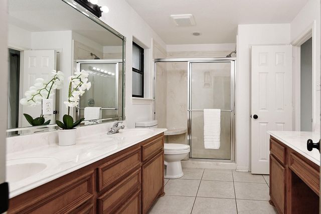 1403 Avenue L, Santa Fe, TX 77510