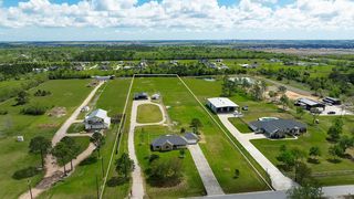 1403 Avenue L, Santa Fe, TX 77510