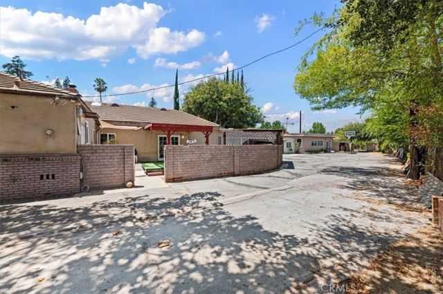 221 W Le Roy, Arcadia, CA 91007