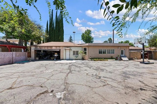 221 W Le Roy, Arcadia, CA 91007