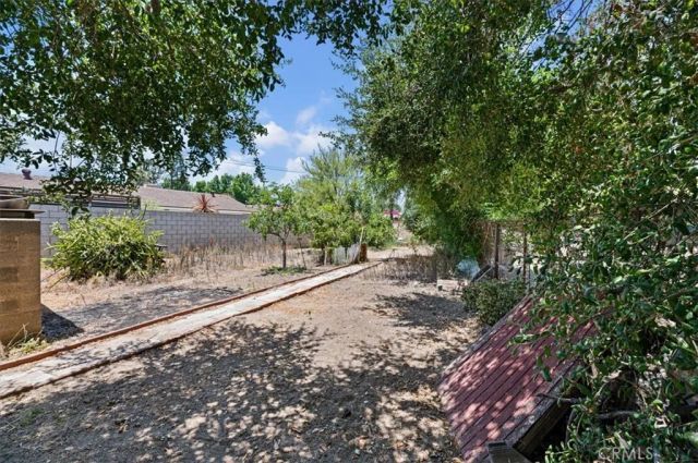 221 W Le Roy, Arcadia, CA 91007