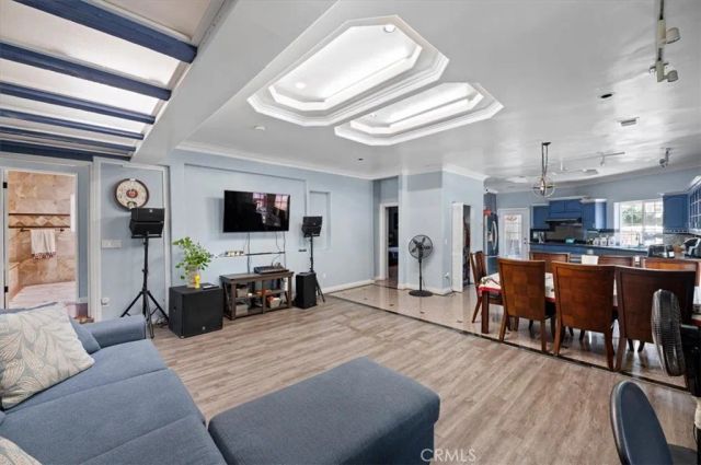 221 W Le Roy, Arcadia, CA 91007