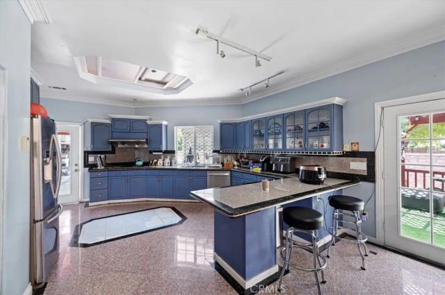 221 W Le Roy, Arcadia, CA 91007