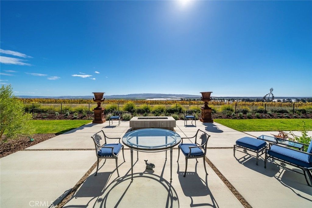 Image 26 of property listing at 1650 Eucalyptus, Nipomo, CA 93444