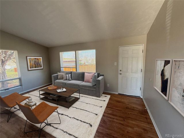 5674 W Chestnut Avenue, Littleton, CO 80128