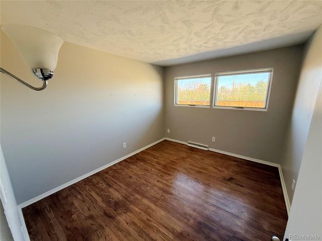 5674 W Chestnut Avenue, Littleton, CO 80128