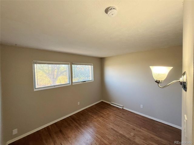 5674 W Chestnut Avenue, Littleton, CO 80128