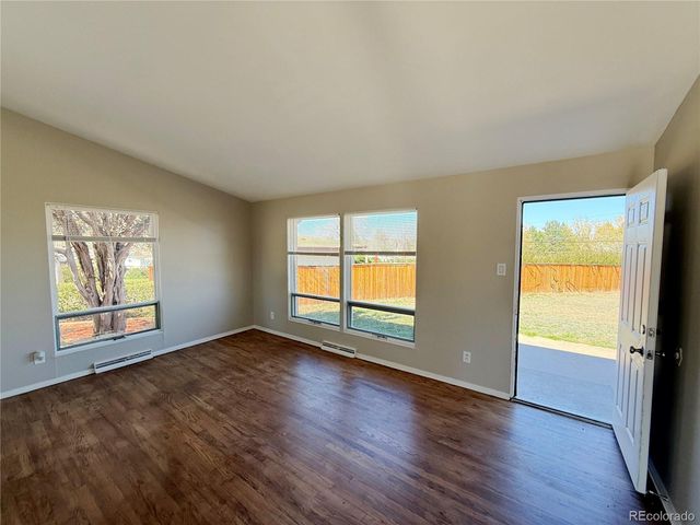 5674 W Chestnut Avenue, Littleton, CO 80128