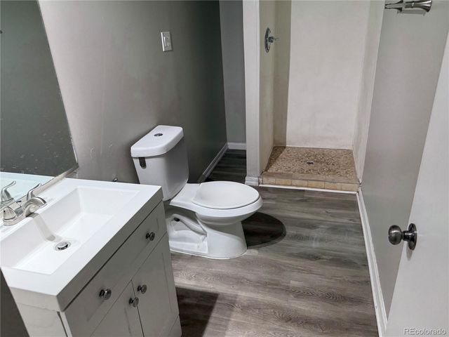 5674 W Chestnut Avenue, Littleton, CO 80128