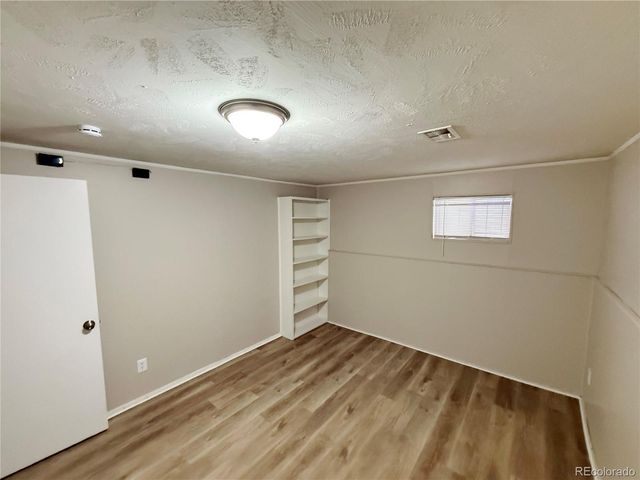 5674 W Chestnut Avenue, Littleton, CO 80128