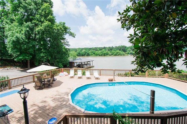 740 Rocky Point Road, Covington, GA 30014
