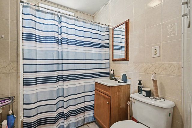 6621 S Oakley Avenue, Chicago, IL 60636