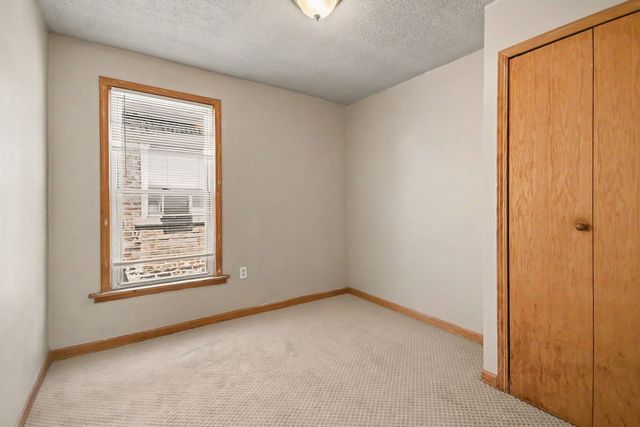 6621 S Oakley Avenue, Chicago, IL 60636