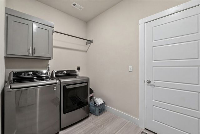 1040 Harrison Street, Pea Ridge, AR 72751