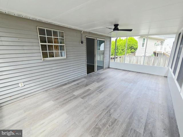 79 YEW RD, Essex, MD 21221