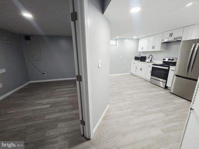 79 YEW RD, Essex, MD 21221