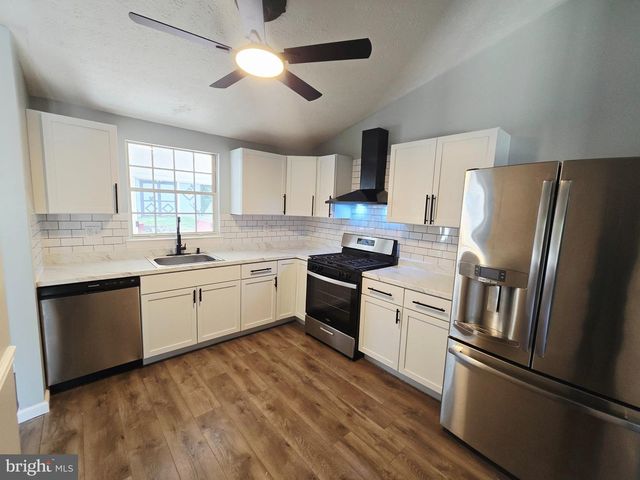 79 YEW RD, Essex, MD 21221