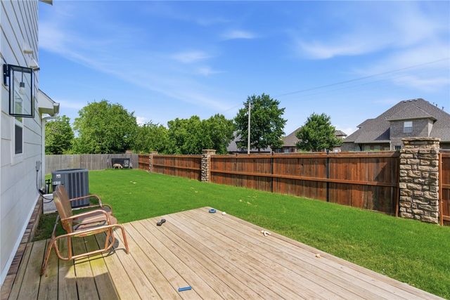 1200 St. Johns Wood, Cave Springs, AR 72718