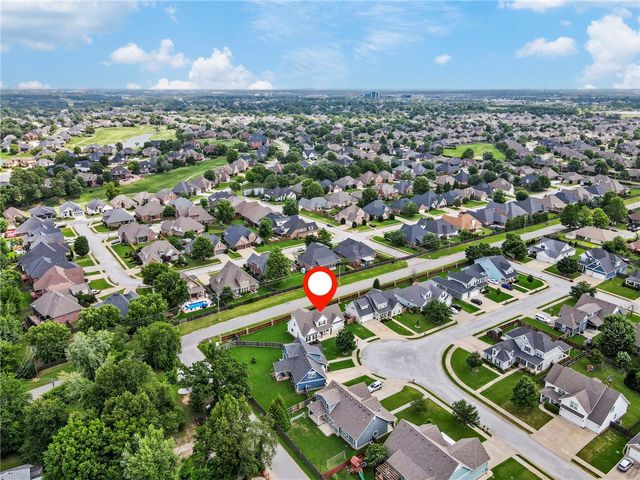 1200 St. Johns Wood, Cave Springs, AR 72718