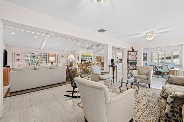 10433 Coralberry Way, Boynton Beach, FL 33436