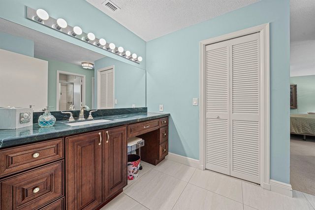 10433 Coralberry Way, Boynton Beach, FL 33436