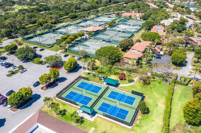 10433 Coralberry Way, Boynton Beach, FL 33436