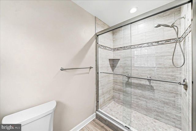 10 OLD STABLE LN, Newark, DE 19711