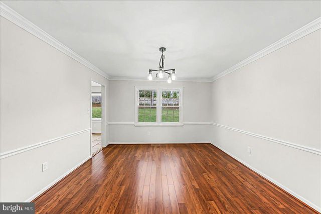 10 OLD STABLE LN, Newark, DE 19711