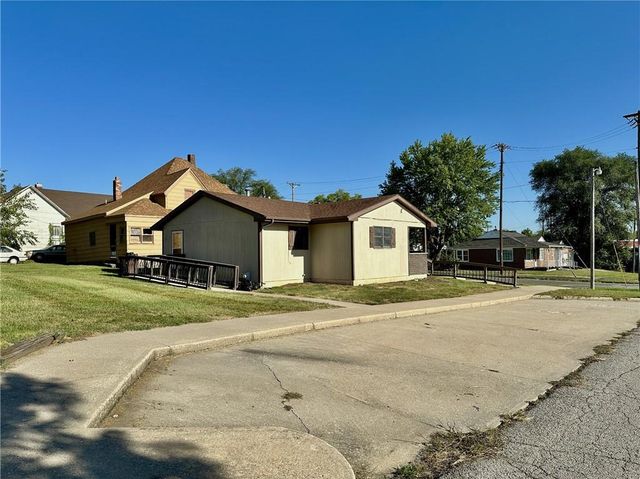 152 E 8 TH Street, Trenton, MO 64683
