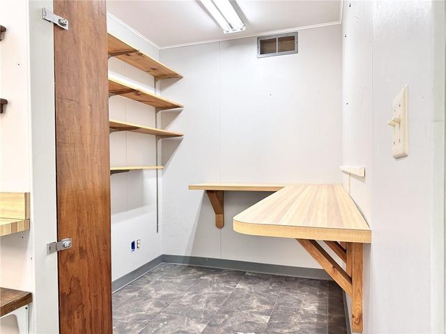 152 E 8 TH Street, Trenton, MO 64683